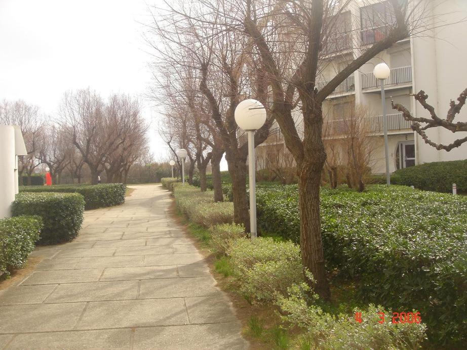 Studio La Grande Motte, Parking Exterior photo